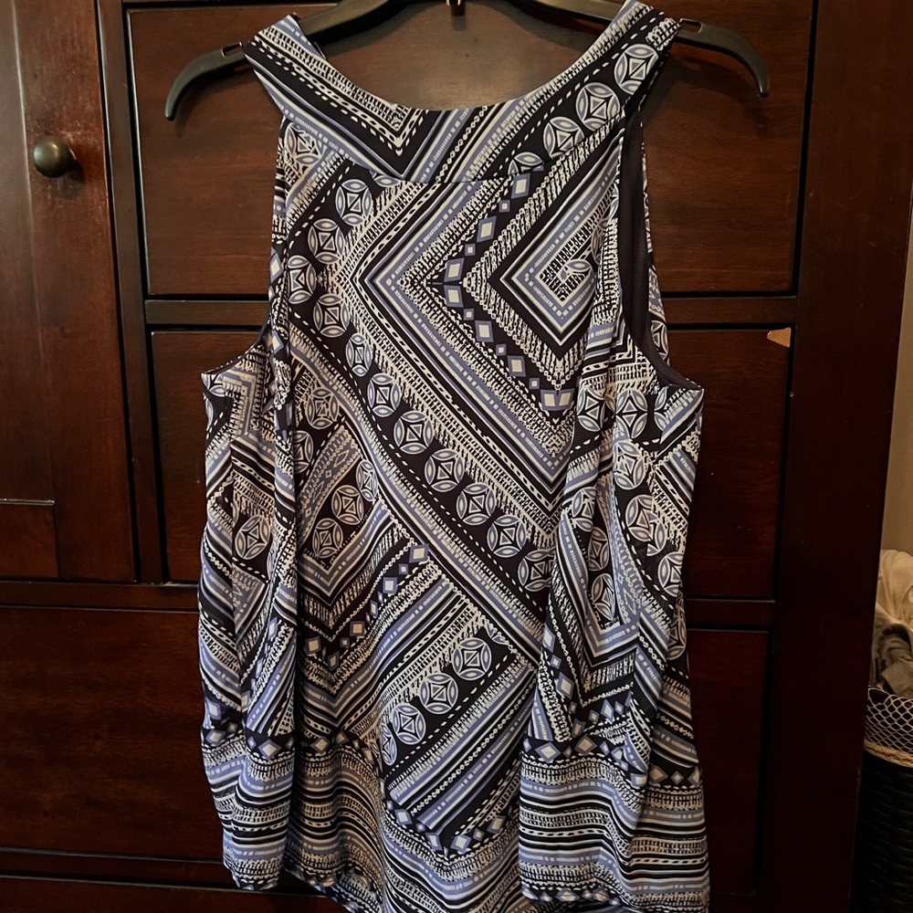 AB Studio Black and White Geometric Tank Top